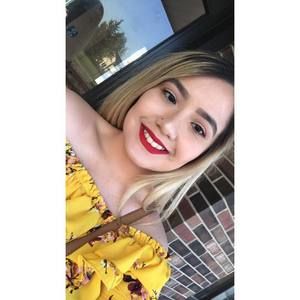 Meet your Posher, Tania